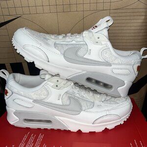 NEW Nike Air Max 90 Futura Womens Size 11 FZ3777 133 “Give Her Flowers”